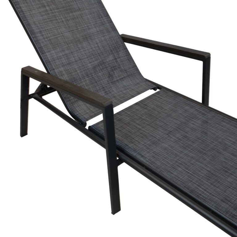 Lamamistool DELGADO hall - Image 5