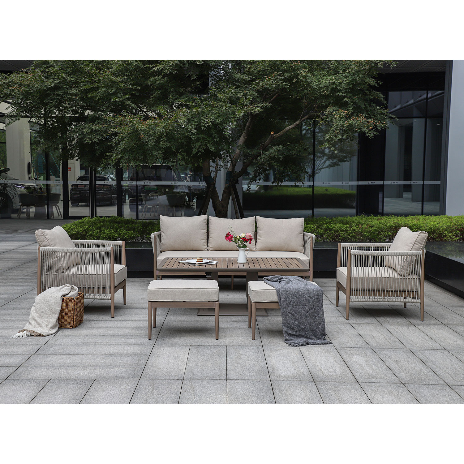 Aiamööblikomplekt MEDINA laud, diivan, 2 tugitooli ja 2 tumbat, beež