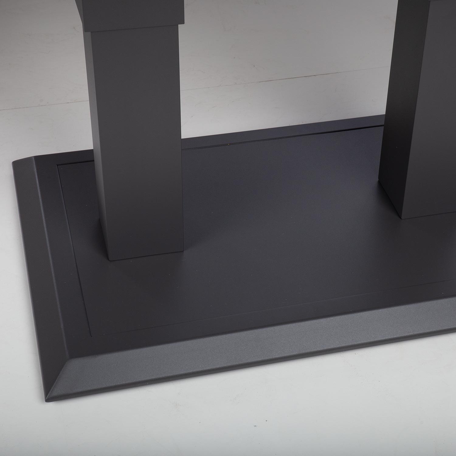 Aiamööblikomplekt BRISTOL laud, diivan ja 2 tooli, hall