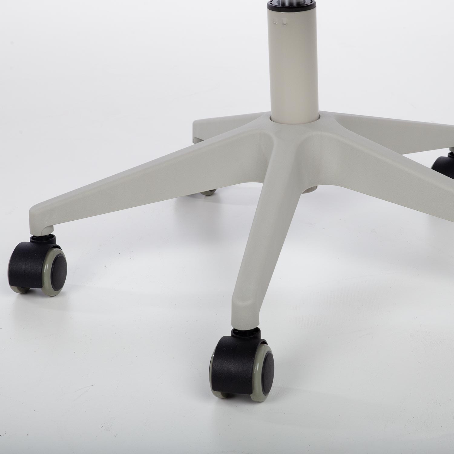 Laste töötool EMMY 59x57xH89-99cm, beež