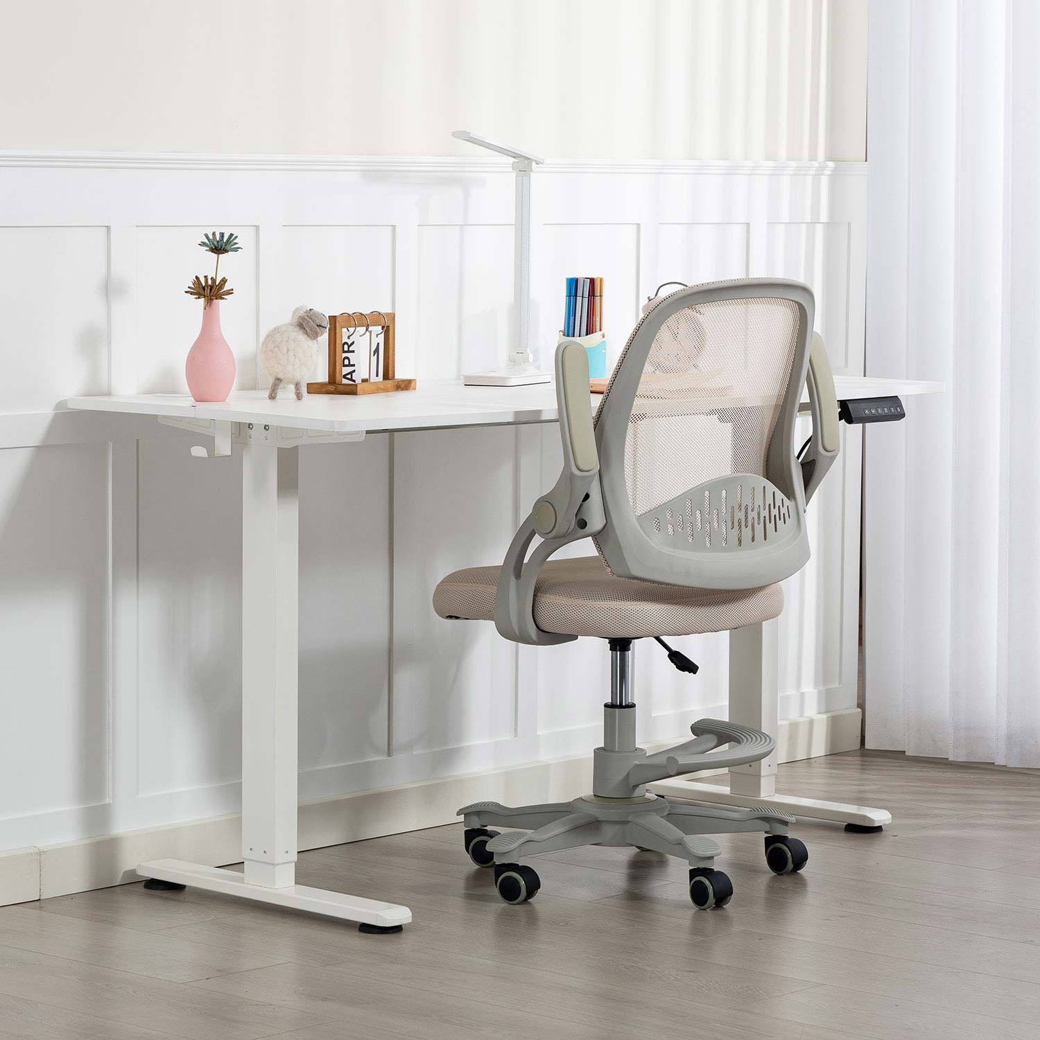 Laste töötool EMMY jalatoega 59x57xH87-99cm, beež