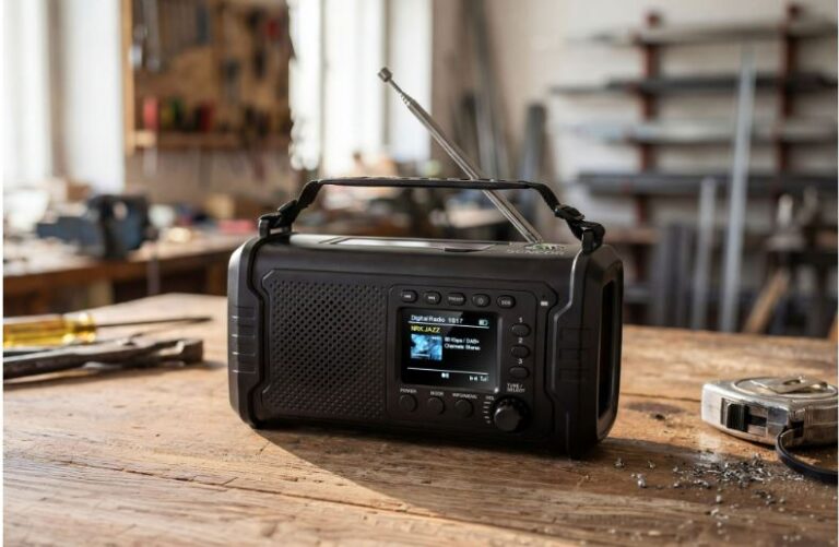 Päikesepatarei ja dünamoga raadio Sencor SRD1090SCLDB - Pilt 9